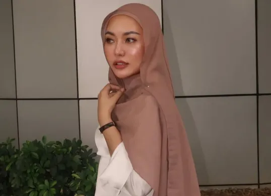 Bidi Soediro membongkar cara sang suami berselingkuh darinya. (Sumber: Instagram/@diansoediro_)