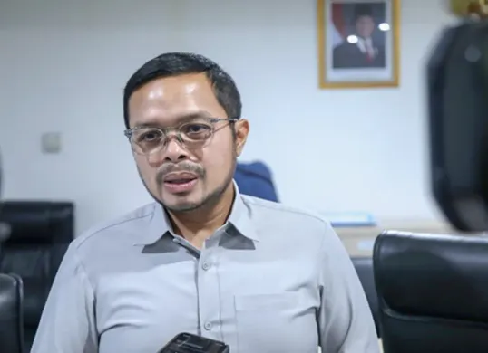 Wakil Ketua Komisi B DPRD Provinsi DKI Jakarta Wahyu Dewanto dorong Dishub retribusi parkir dengan pembayaran non tunai. (Sumber: Dok. Sekretariat DPRD DKI)