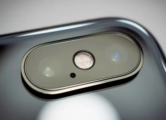 Ilustrasi sulap kamera HP Android jadi mirip iPhone untuk membuat konten Instagram. (Sumber: Unsplash/matthiasoberholzer)