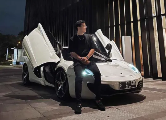 Timothy Ronald pernah jual sedotan hingga kini jadi investor muda sukses di Indonesia. (Sumber: Instagram)