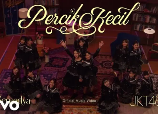 Lirik lagu Percik Kecil JKT48 ft Bernadya. (Sumber: YouTube/JKT48)