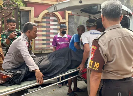 RS, 21 tahun, warga Jalan Arjuna Raya, RT 09/RW 02, Kelurahan Bekasi Jaya, Kecamatan Bekasi Timur, Kota Bekasi, ditemukan tewas gantung diri, Selasa, 29 Juli 2025. (Sumber: Poskota/Nurpini Aulia Rapika)