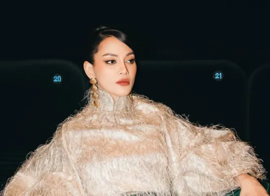 Potret aktris Erika Carlina. (Sumber: Instagram/@eri.carl)