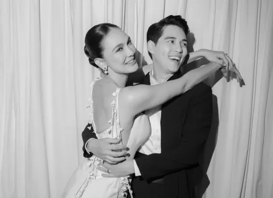 Intip Gelang Bvlgari Seharga Rp1 Miliar Lebih Luna Maya di Acara Resepsi Pernikahannya (Sumber: Instagram/boutier_maxime)