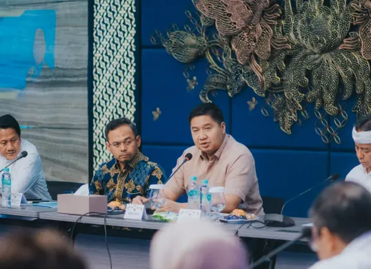 Menteri PKP Maruar Sirait bersama Direksi bank bjb mendukung penuh Program 3 Juta Rumah yang diinisiasi oleh Pemerintah Republik Indonesia melalui Kementerian Perumahan dan Kawasan Permukiman (PKP) (Sumber: Dok. bank bjb)