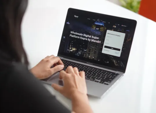 Bank Mandiri terus konsisten memperkuat transformasi digital di sektor wholesale banking melalui platform Kopra by Mandiri. (Sumber: Dok. Bank Mandiri)