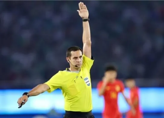 Profil dan akun Instagram Rustam Lutfullin yang merupakan wasit dalam laga Indonesia vs China. (Sumber: Instagram/@rustamlutfullin1991)