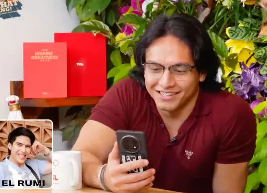 Potret Jefri Nichol yang kembali menantang ulang El Rumi dalam duel tinju, aturannya tidak ada ronde dan sampai nyerah. (Sumber: YouTube/ Denny Sumargo)