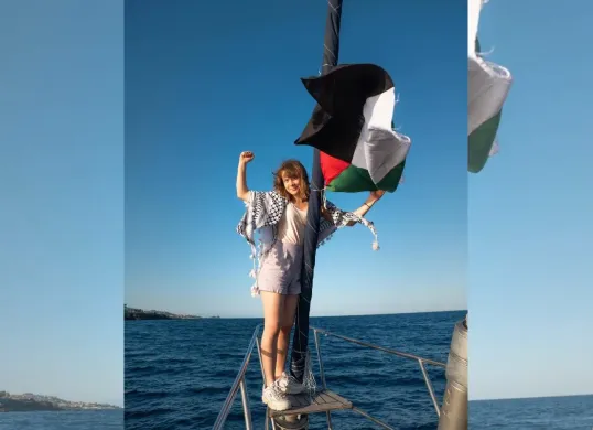 Greta Thunbergh dalam misi Freedom Flotilla yang berlayar menuju Gaza. (Sumber: Instagram/@gretathunberg)