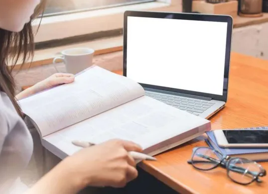 Evaluasi Program Sekolah Siaga Kependudukan: Materi Kurang Relevan dengan Isu Terkini? (Sumber: Pinterest)