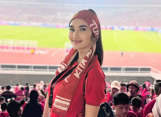 Ilustrasi Faby Marcelia diduga punya hubungan spesial usai kepergok nonton bareng Timnas Indonesia dengan Ichal Muhammad. (Sumber: Instagram/@fabymarcelia)