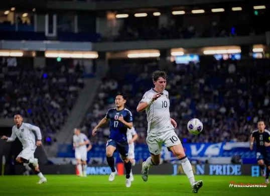Pemain Timnas Indonesia Ole Romeny saat pertandingan melawan Jepang di Stadion Panasonic Suita pada Selasa, 10 Juni 2025. (Sumber: Instagram/@republikindonesia)