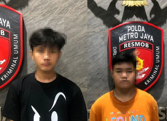 Dua muncikari pembuat konten pornografi anak di bawah umur yang diamankan Polda Metro Jaya. (Sumber: Dok Humas Polda Metro Jaya)