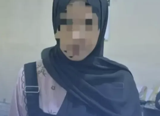 Uang Palsu Dicetak Pakai Printer Kos, Mahasiswa Palopo Jadi Sorotan. (Sumber: TikTok/@redaksi.topnews)