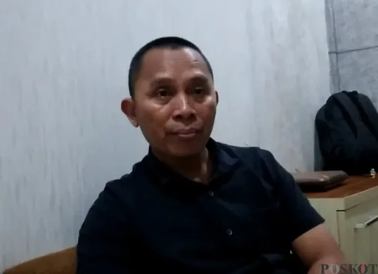 Ketua Seksi Penyelenggara Haji dan Umrah Kementerian Agama (Kemenag) Kota Bogor, Indra Karmawan, Kamis 12 Juni 2025. (Sumber: POSKOTA | Foto: Sekar Putri Andini)