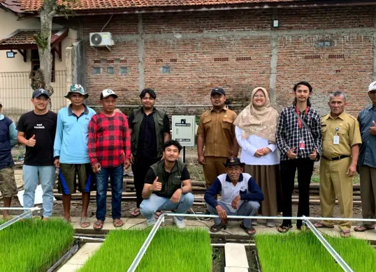 Inovasi seperti Semerbak-IoT dan Egg Pasteurize dari program Innovillage. (Sumber: Dok. Telkom)