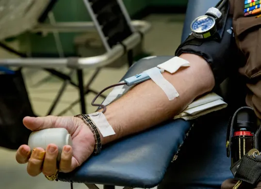 Hari Donor Darah Sedunia Diperingati Tiap 14 Juni, Berikut Sejarah dan Manfaatnya (Sumber: Unsplash/LuAnn Hunt)