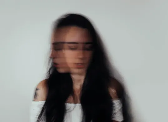 Sering Cemas Berlebihan Jadi Tanda Alami Gangguan Kecemasan, Apa Itu? Simak di Sini (Sumber: Unsplash/Christopher Ott)