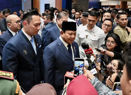 Potret Presiden Prabowo Subianto saat menghadiri forum International Conference on Infrastructure (ICI). (Sumber: Setneg.go.id)
