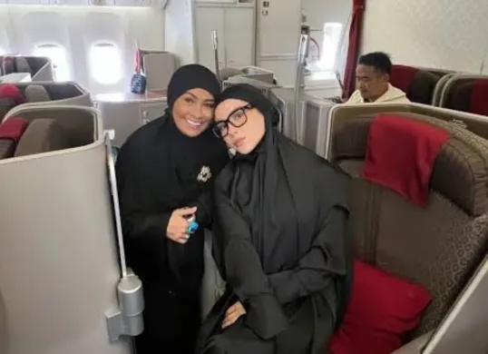 Profil Risa Dewi, Ibu Alyssa Daguise dan calon mertua Al Ghazali. (Sumber: Instagram)