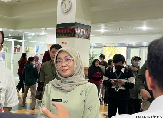 Kepala Dinas Kesehatan Jakarta, Ani Ruspitawati, mengatakan akan memperkuat sistem surveilans dan pelaporan kasus Covid-19 di seluruh fasilitas pelayanan kesehatan, baik Puskesmas ataupun Rumah Sakit. (Sumber: Poskota/Pandi Ramedhan)