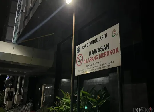 Kawasan dilarang merokok di Rumah Sakit Umum Daerah (RSUD) Bunda Asih, Cawang, Jakarta Timur. (Sumber: Poskota/M. Tegar Jihad)