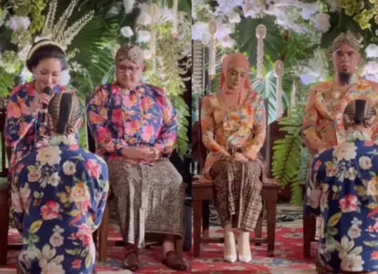 Al Ghazali melakukan sungkeman kepada orang tuanya dalam prosesi siraman adat Jawa. (Sumber: Instagram/@reinitaarlin)