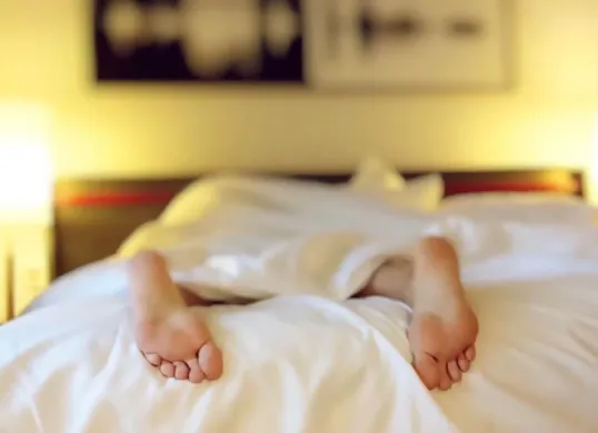 Ilustrasi seseorang sedang tidur. (Sumber: PxHere)