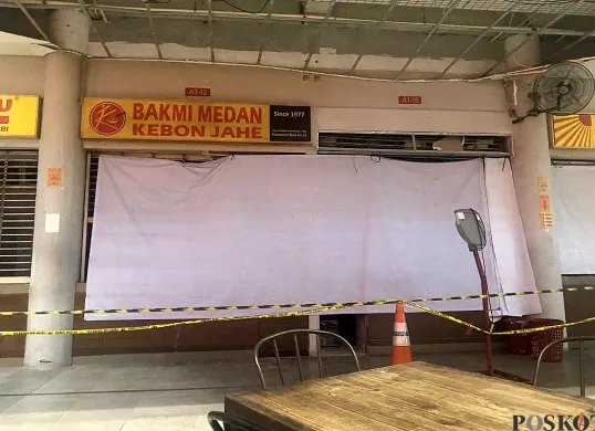 Kondisi tenant yang terkena ledakan gas di Pasar Intermoda BSD, Kecamatan Cisauk, Kabupaten Tangerang pada Senin, 16 Juni 2025. (Sumber: POSKOTA | Foto: Primayanti)