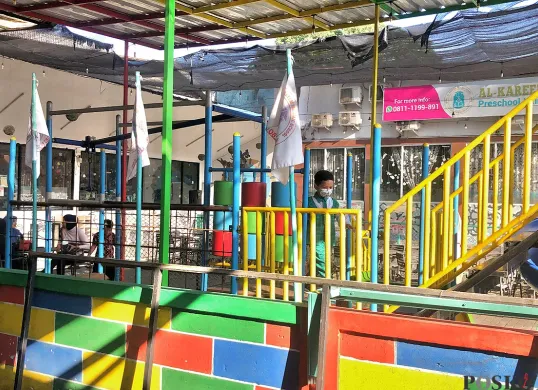 Situasi di Al-Kareem Islamic School, Jalan Baru Perjuangan, Kelurahan Marga Mulya, Kecamatan Bekasi Utara, Kota Bekasi, nampak sepi usai dugaan penipuan diungkap orang tua murid. (Sumber: POSKOTA | Foto: Nurpini Aulia Rapika)