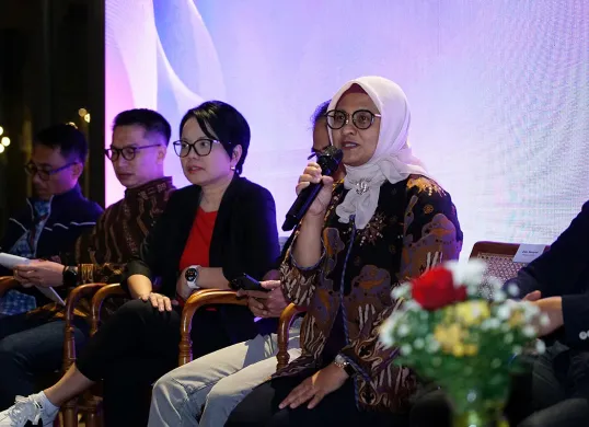 Direktur Utama Telkom Dian Siswarini beserta jajaran direksi Telkom pada acara Executive Media Gathering, di Jakarta, pada Selasa, 17 Juni 2025. (Sumber: Corcom Telkom)