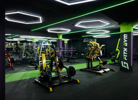 FITX GYM merupakan gym 24 jam berkonsep mewah pertama yang menyuguhkan kombinasi fasilitas kebugaran lengkap berstandar internasional dan kenyamanan kelas atas. (Sumber: Dok. FITX GYM)