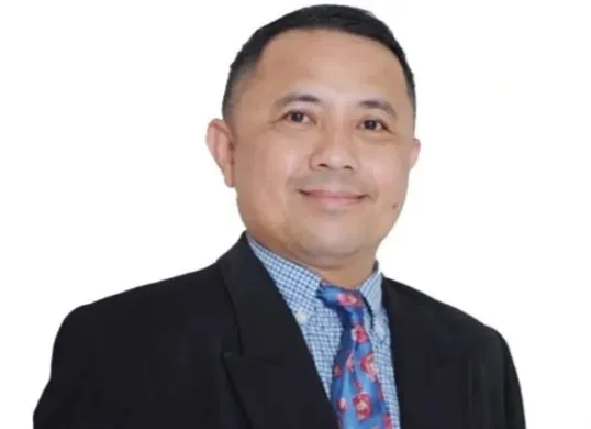 Profil Rizal Calvary Marimbo, Direktur PLN yang merupakan orang terdekat Bahlil. (Sumber: PT PLN Batam)