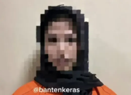 Instagram Febrian Alaydrus dicari netizen. Kani Dwi Haryani Ditipu Modus Asmara Hingga Rugi Rp 48 Juta (Sumber: TikTok/@banten.keras94)