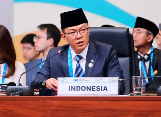 Potret Menlu Sugiono yang menyebutkan 97 WNI sudah keluar dari zona konflik dan melewati perbatasan Iran-Azerbaijan. (Sumber: Kemenlu)