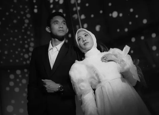 Bek andalan Timnas Indonesia sekaligus pemain Persija Jakarta, Rizky Ridho yang akan mempersunting Sendy Aulia. (Sumber: Instagram/@rizkyridhoramadhani)