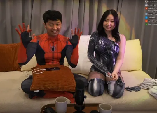 Video live Msbreewc dan Ello MG viral durasi 2 jam! Simak fakta lengkap challenge Spiderman, kontroversi, hingga respons netizen yang heboh. (Sumber: YouTube/Ello MG)