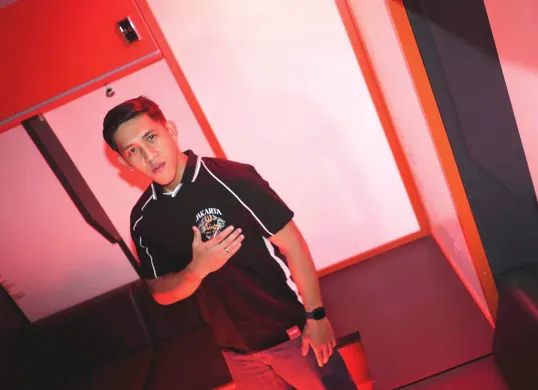 Potret Eksel Runtuhkahu yang baru diumumkan sebagai pemain baru Persija Jakarta. (Sumber: Persija)