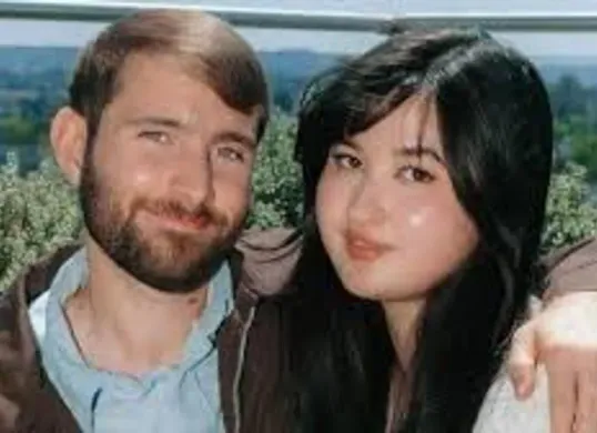 Stephanie Poetri dan Asher Novkov di hari pernikahan mereka pada 1 Juni 2025. Pasangan ini memilih hidup childfree, dengan dukungan penuh dari keluarga. (Sumber: Instagram/@stephaniepoetri)