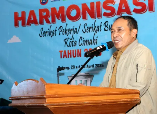Wali Kota Cimahi, Ngatiyana. (Sumber: Humas Pemkot Cimahi)