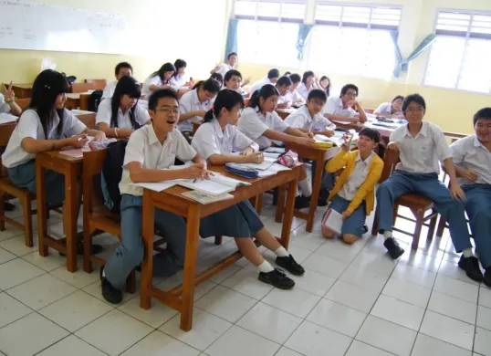 Potret anak-anak SMA. (Sumber: Flickr)
