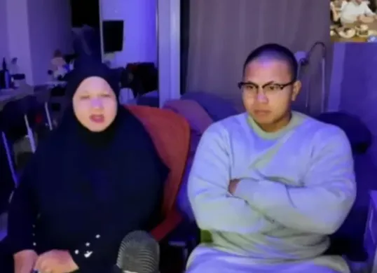 Bunda Bigmo saat menceritakan pengalaman pahit rumah tangganya yang kini viral di media sosial. (Sumber: TikTok/@chain.clip4)