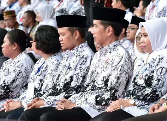 Tenaga honorer yang akan diangkat jadi PPPK Paruh Waktu, gajinya segini. (Sumber: setneg.go.id)