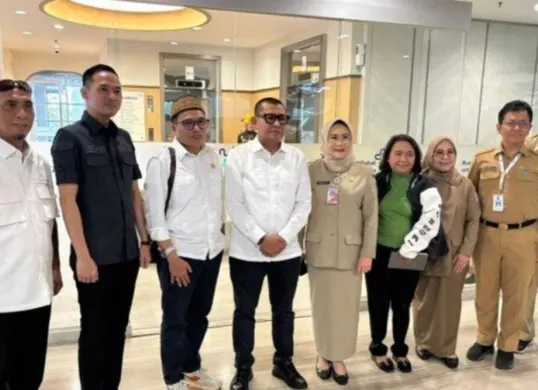 Komisi C DPRD Swasta melakukan kunjungan kerja ke RSUD Tarakan, Jakarta Pusat (Sumber: Dok. Sekretariat DPRD Jakarta)
