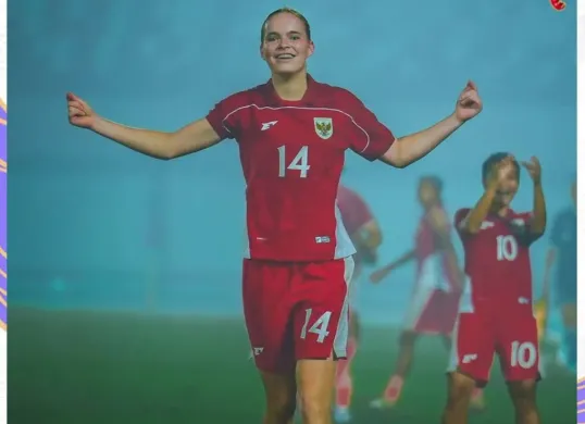 Isa Warps persembahkan gol debutnya di Timnas Putri untuk mendiang neneknya. (Sumber: Instagram/@timnasindonesia)