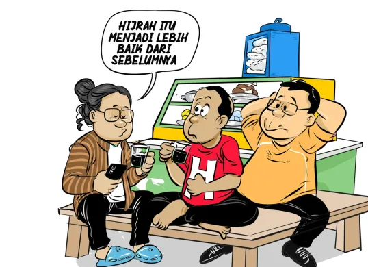 Tiga pria tengah berbincang santai di warteg sambil menikmati kopi dan membahas makna hijrah. Salah satu dari mereka menyampaikan bahwa hijrah berarti menjadi lebih baik dari sebelumnya. (Sumber: Poskota/Arif Setiadi)