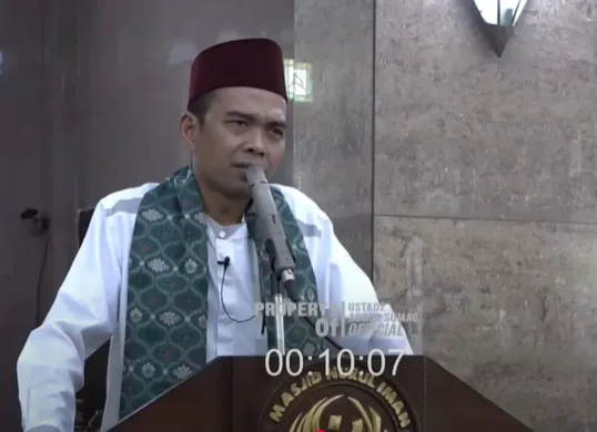 Ustadz Abdul Somad menjelaskan hikmah di balik sabar dalam menghadapi ujian. (Sumber: Tangkap Layar YouTube/Ustadz Abdul Somad Official)