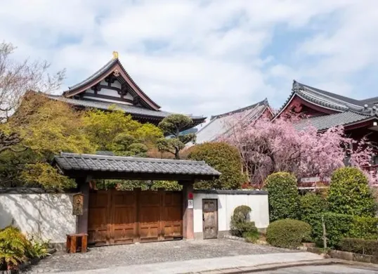 Ilustrasi rumah di Jepang. (Sumber: Freepik)