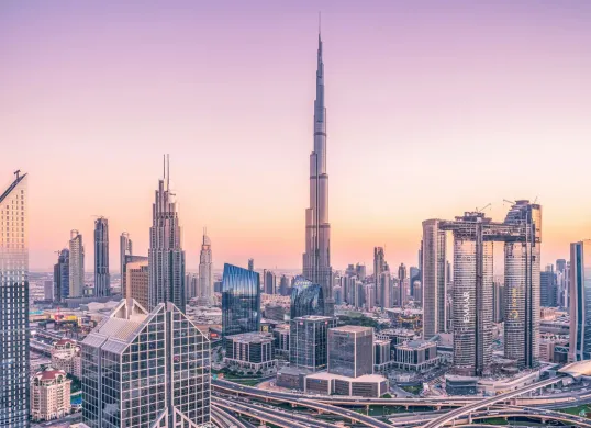 Unik! Ternyata Waktu Berbuka di Satu Gedung Burj Khalifa Berbeda-beda di Tiap Lantainya (Sumber: Unsplash/ZQ Lee)