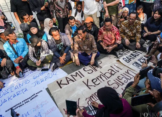 Pramono dan Doel Duduk Bersama Warga eks Kampung Bayam